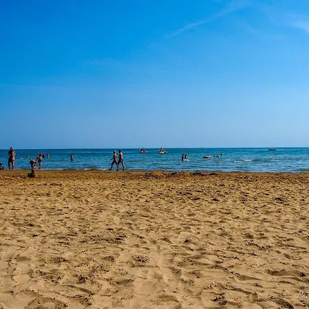 Bright And Spacious Vacation Near The Апартаменты