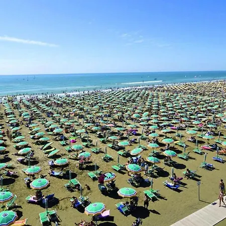 Bright And Spacious Vacation Near The Appartement